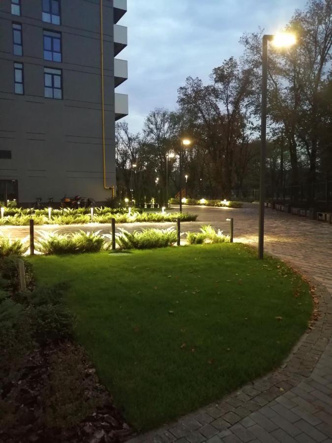 Стильная, Компактная Квартира. Kiev Esterno foto